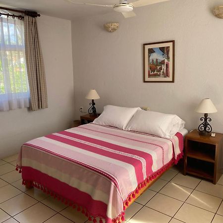 Zandoyo Bed & Breakfast Puerto Escondido  Exteriör bild
