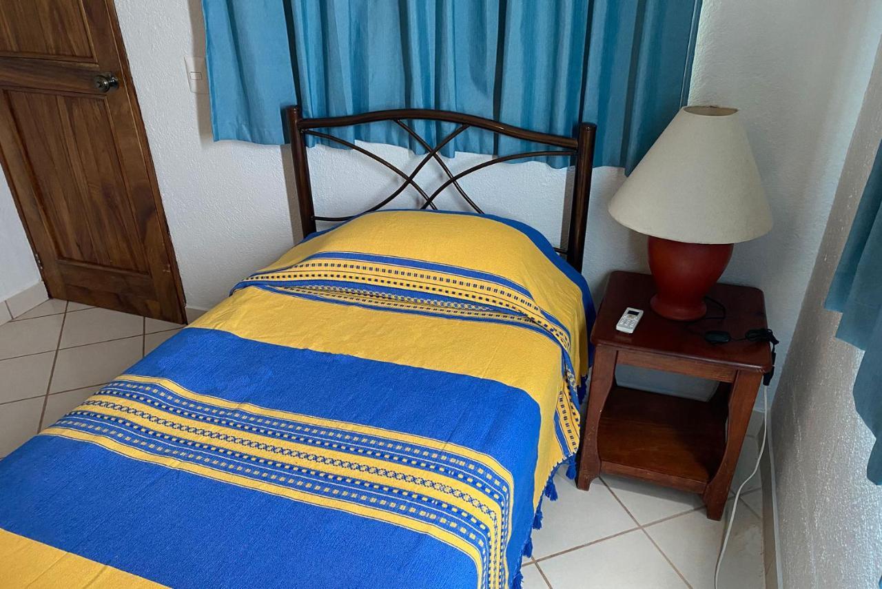 Zandoyo Bed & Breakfast Puerto Escondido  Exteriör bild