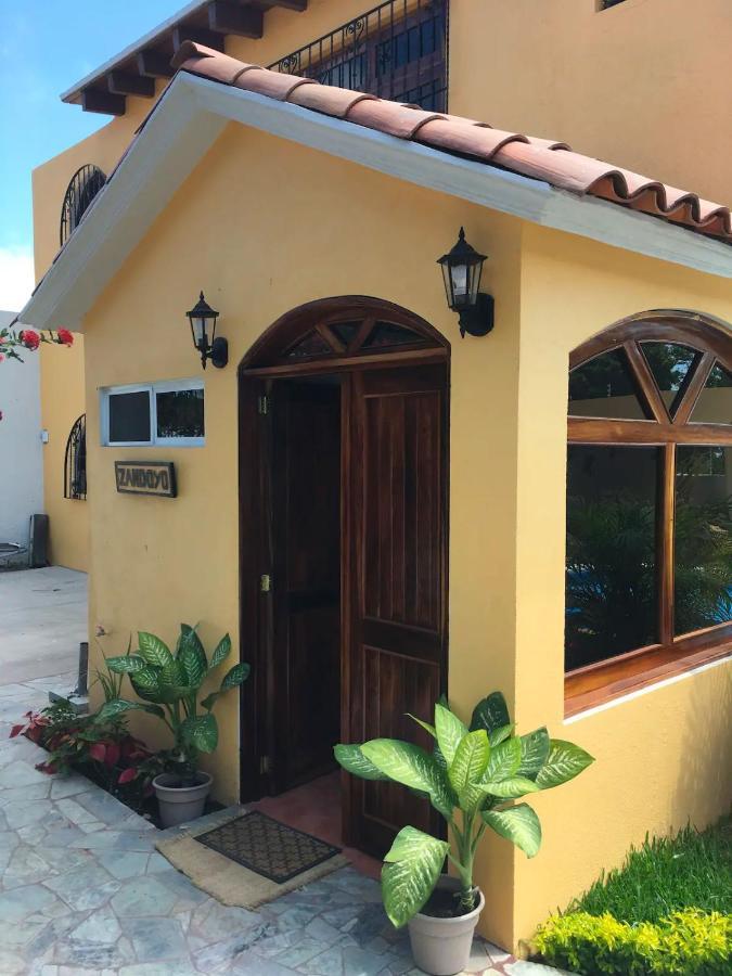 Zandoyo Bed & Breakfast Puerto Escondido  Exteriör bild